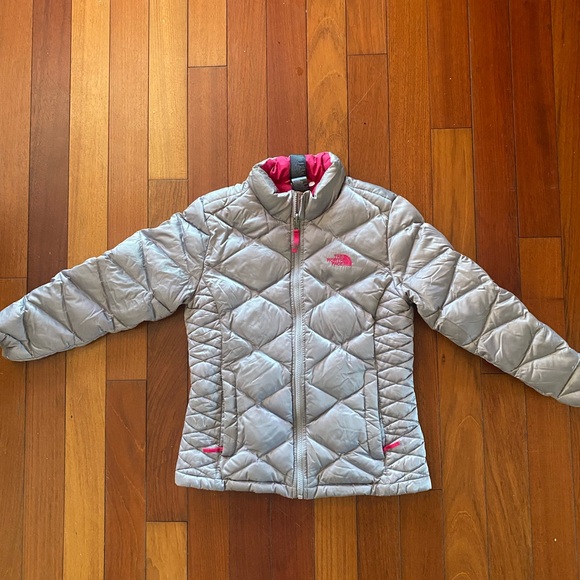 The North Face Other - The North Face Quilted puffer coat 550 denier girls L(14/16) silver pink